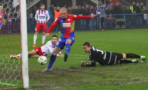 piast-podbeskidzie-bramka