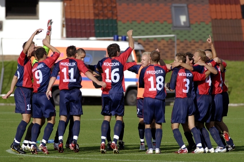 piast2008