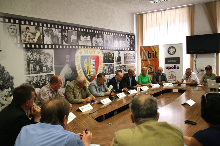 konferencja-piast-nbit1